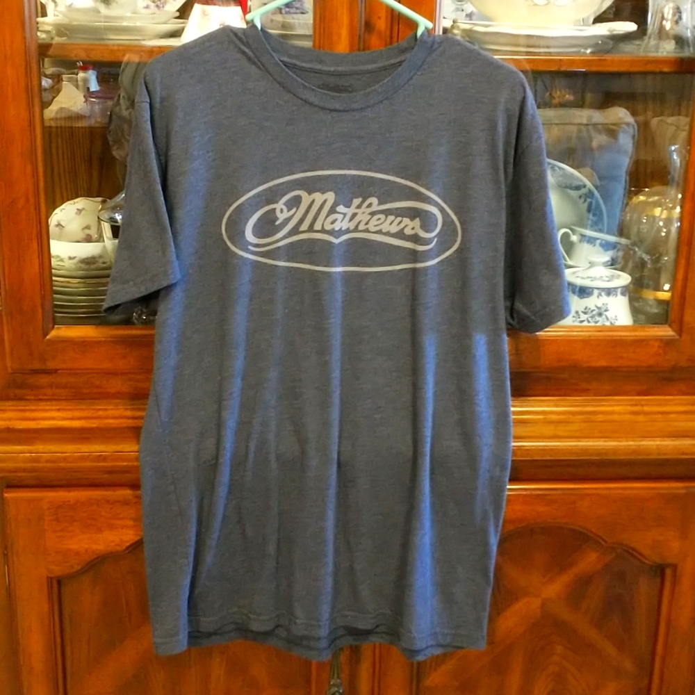 Mathews XL t-shirt